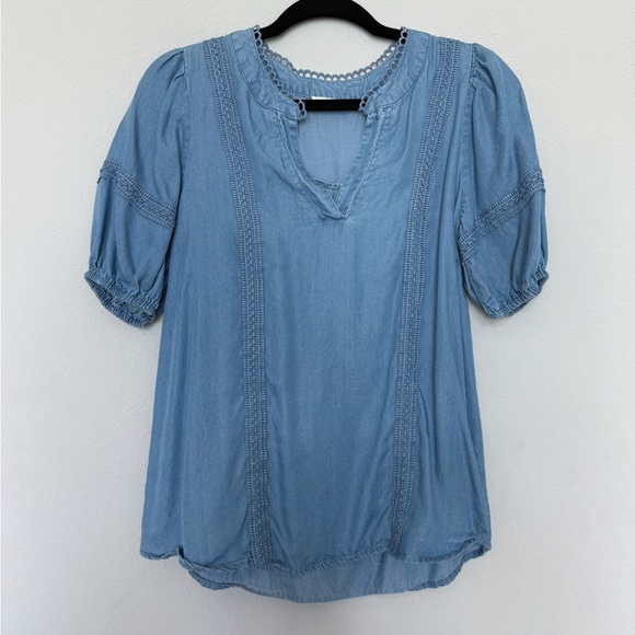 Blu Pepper Blouse - Picture 1 of 7